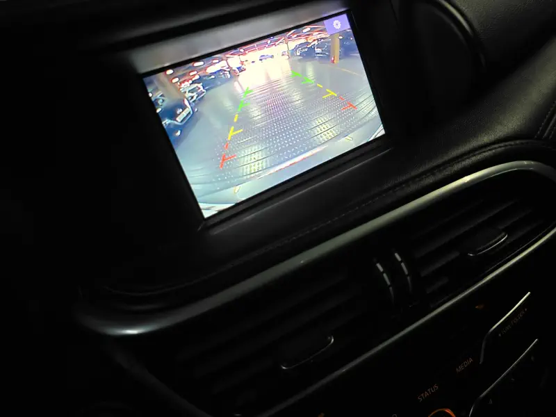 Infiniti Q30