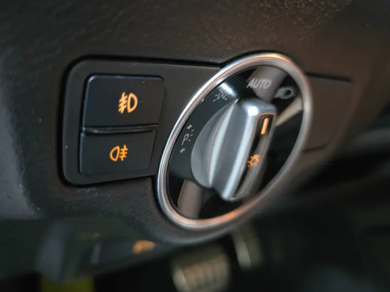 Infiniti Q30