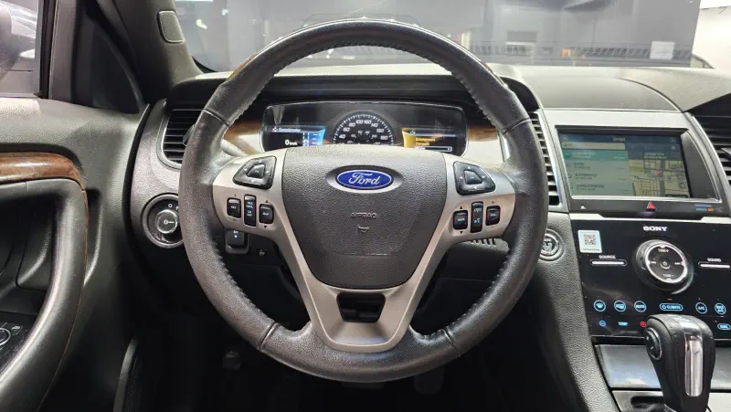 Ford Taurus