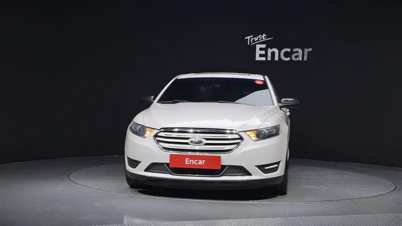 Ford Taurus
