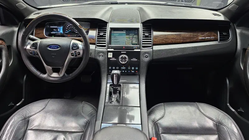 Ford Taurus