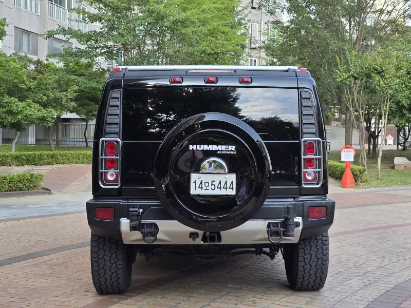 Hummer H2