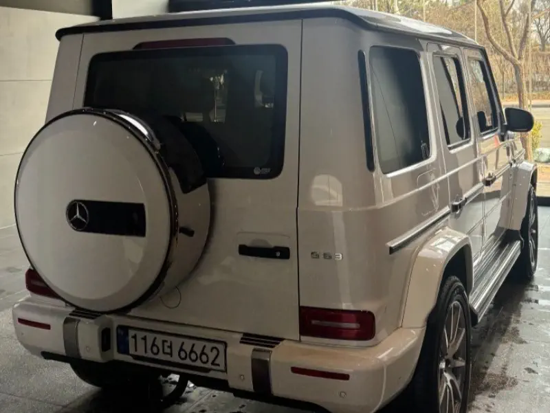 Mercedes-Benz G-Class