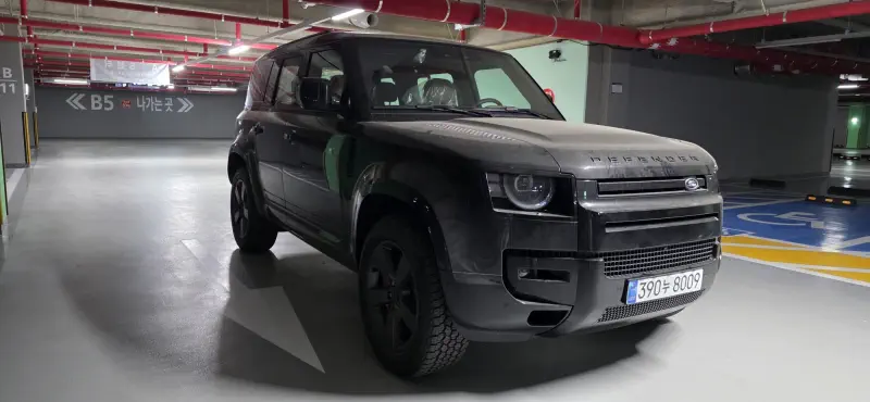 Land Rover Defender
