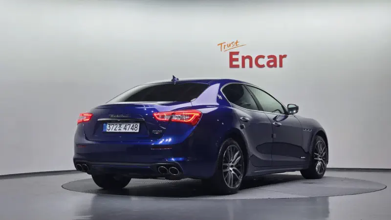 Maserati Ghibli