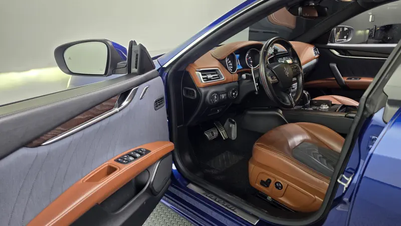 Maserati Ghibli