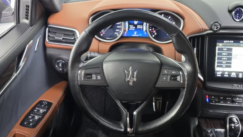 Maserati Ghibli