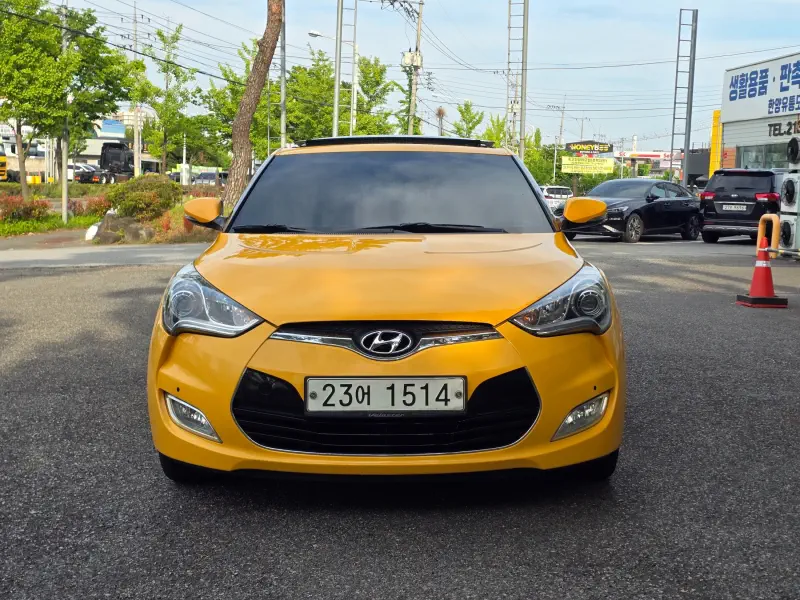 Hyundai Veloster