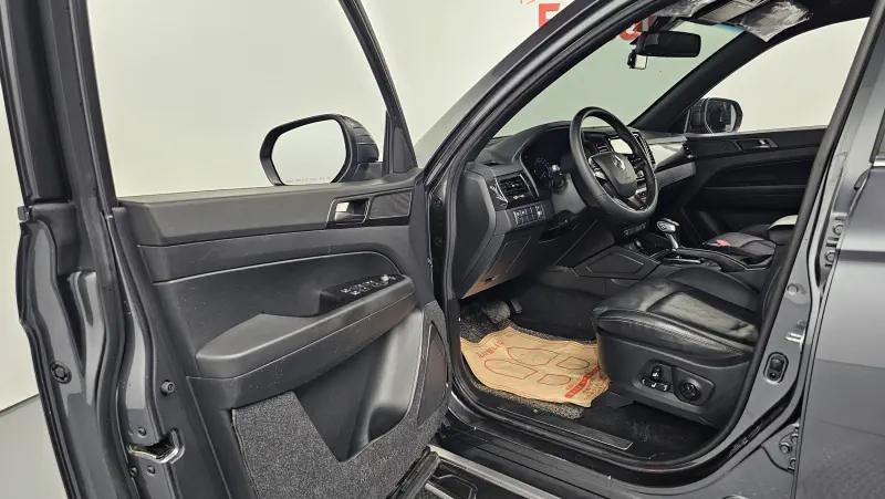 SsangYong Rexton Sports