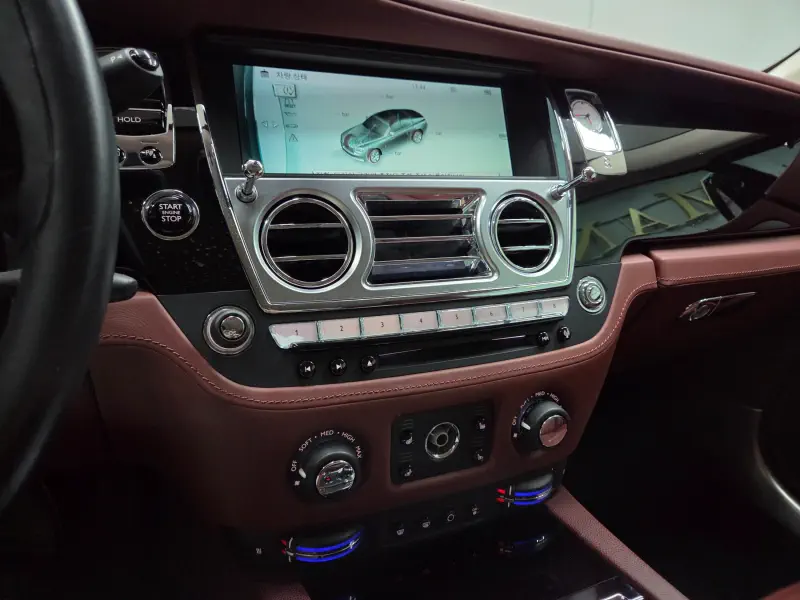 Rolls-Royce WRAITH
