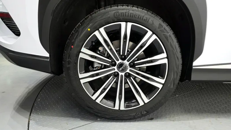 BYD Sealion 7