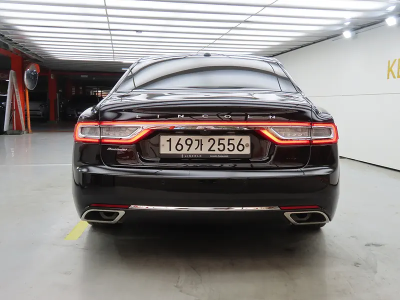 Lincoln Continental