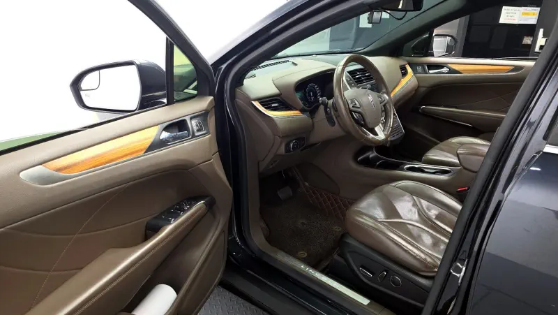 Lincoln MKC
