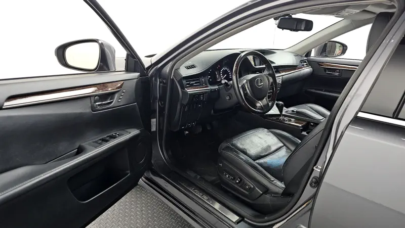 Lexus ES300h