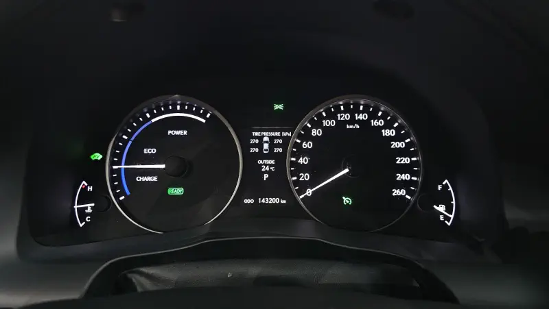 Lexus ES300h