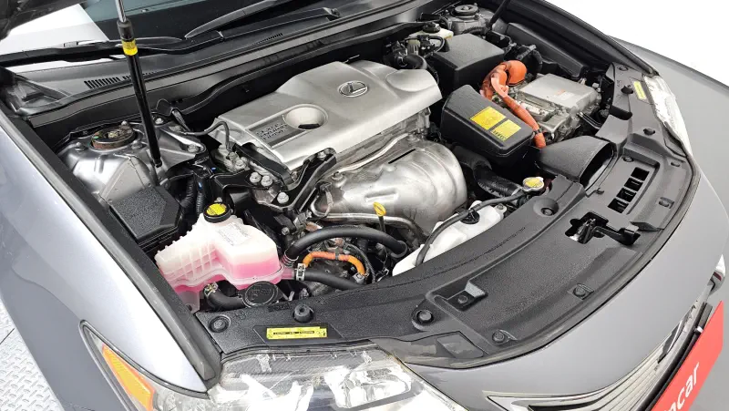Lexus ES300h