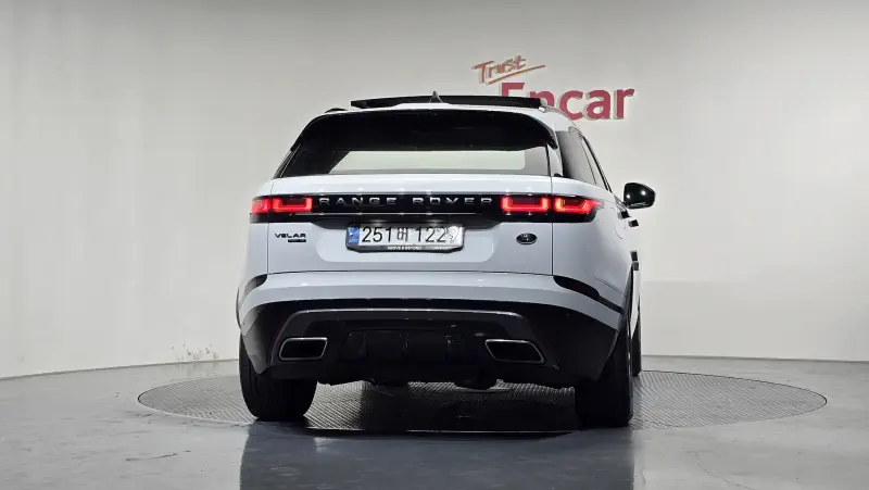 Land Rover Range Rover Velar