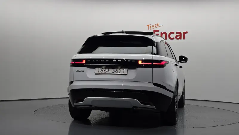 Land Rover Range Rover Velar