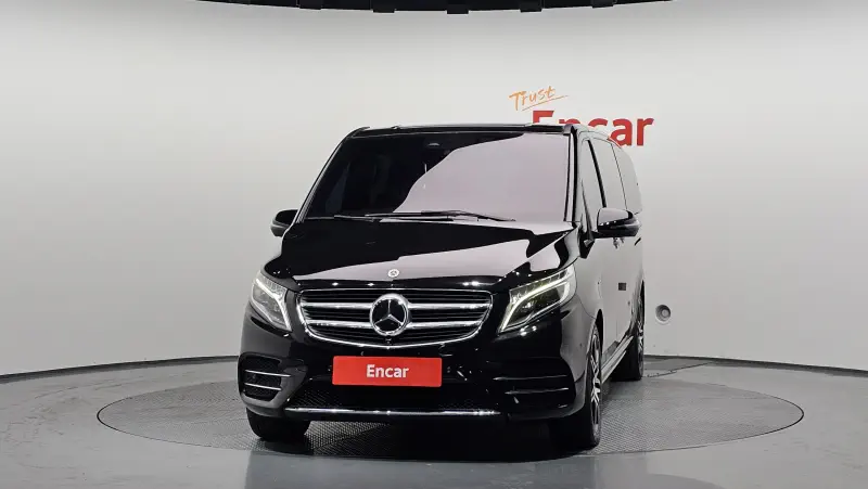 Mercedes-Benz V-Class