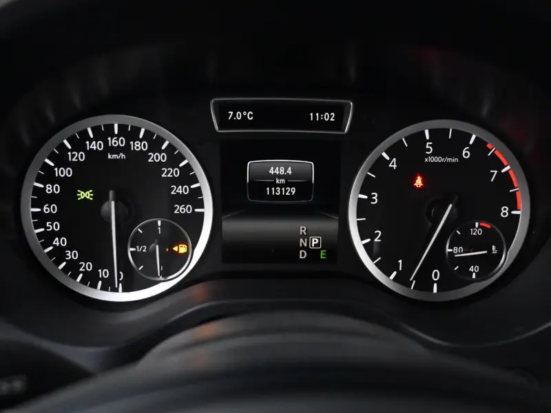 Infiniti Q30