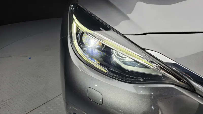Infiniti Q30