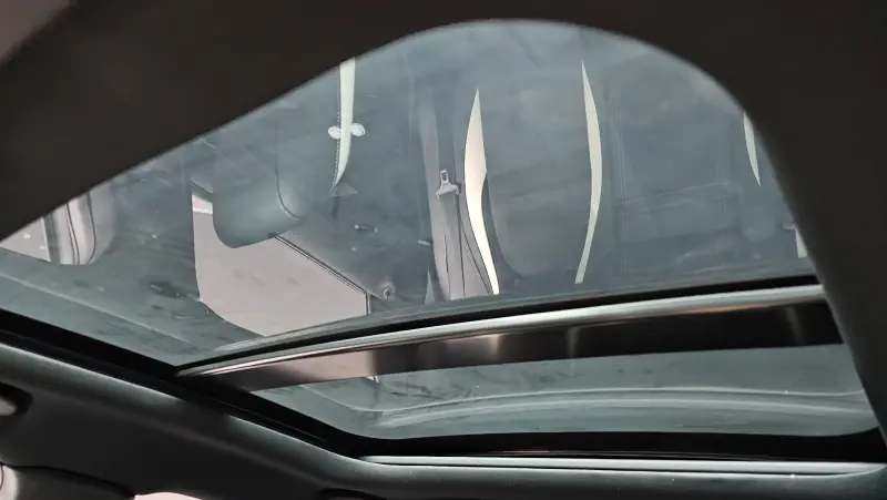 Infiniti Q30