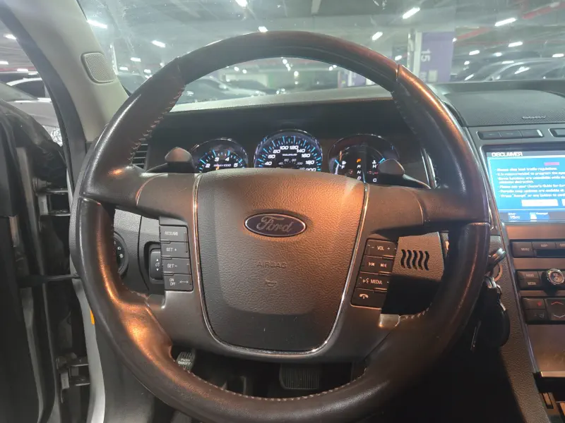 Ford Taurus