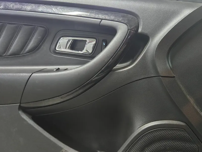 Ford Taurus