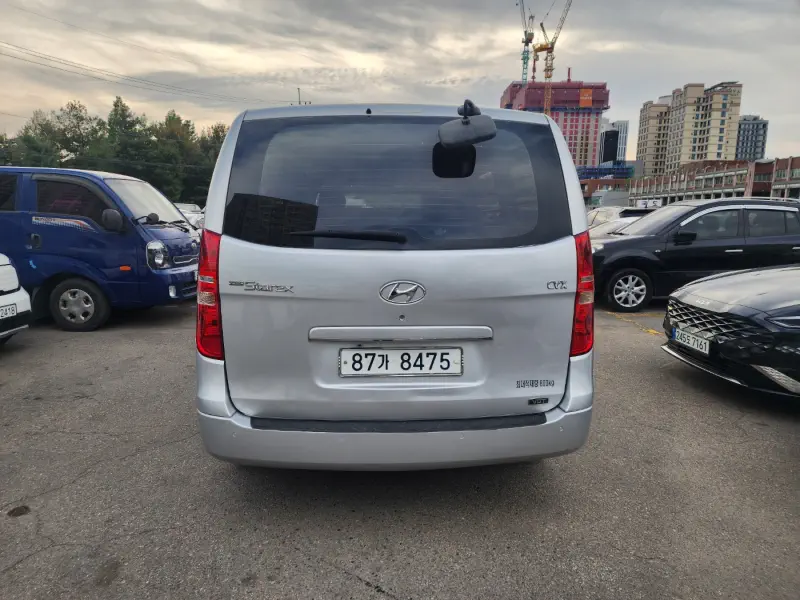 Hyundai Grand Starex
