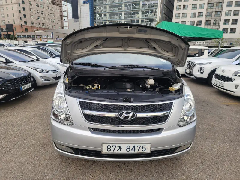 Hyundai Grand Starex