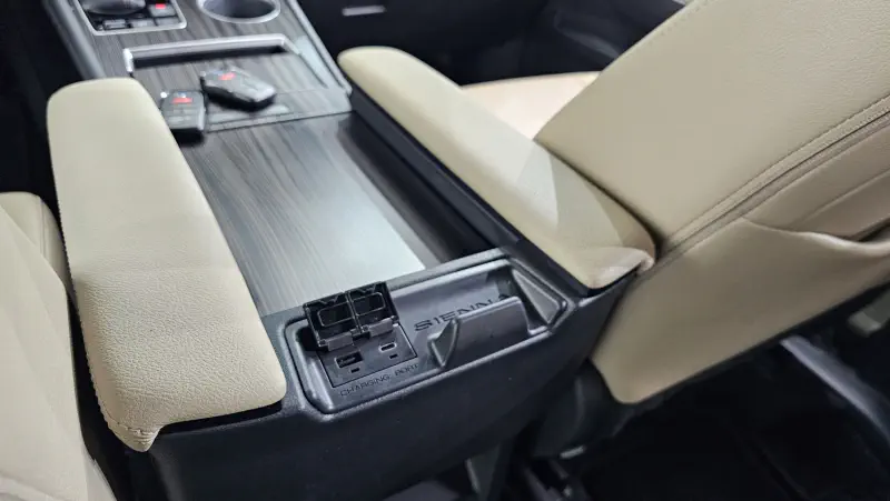 Toyota Sienna