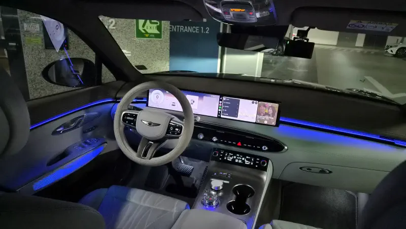 Genesis GV70
