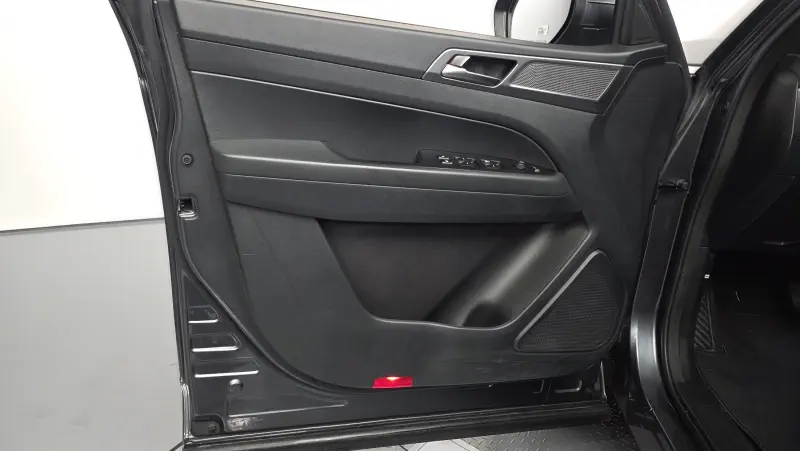 SsangYong Rexton Sports Khan