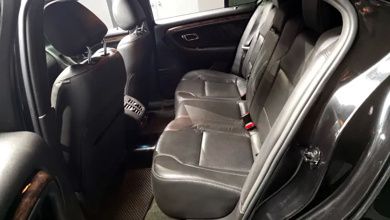 Ford Taurus
