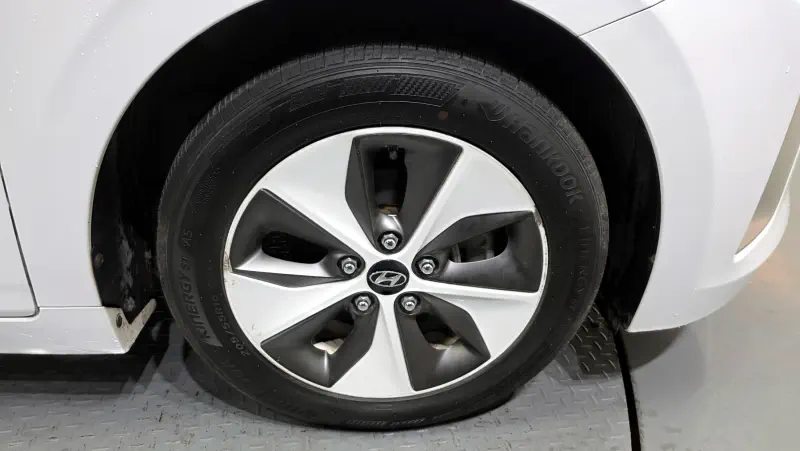 Hyundai Ioniq
