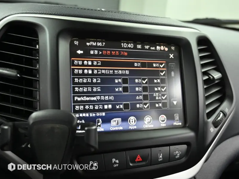 Jeep Cherokee