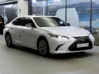 Lexus ES300h