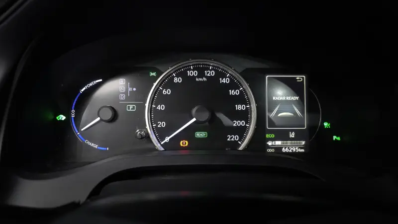 Lexus CT200h