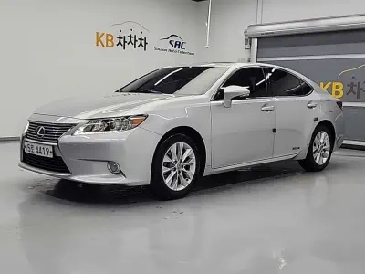 Lexus ES300h