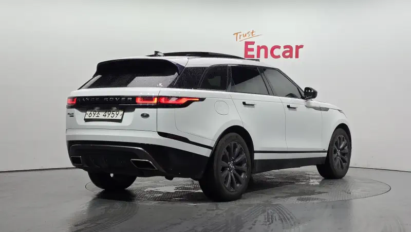 Land Rover Range Rover Velar