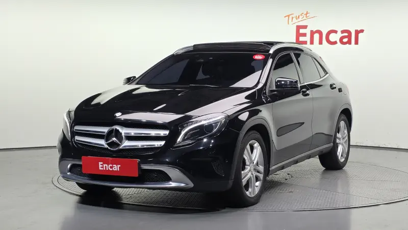Mercedes-Benz GLA-Class