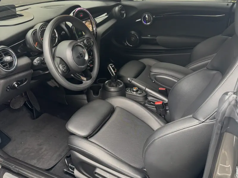 MINI Cabrio