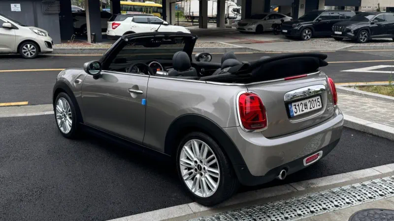 MINI Cabrio