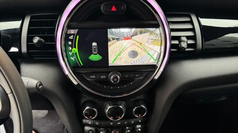 MINI Cabrio