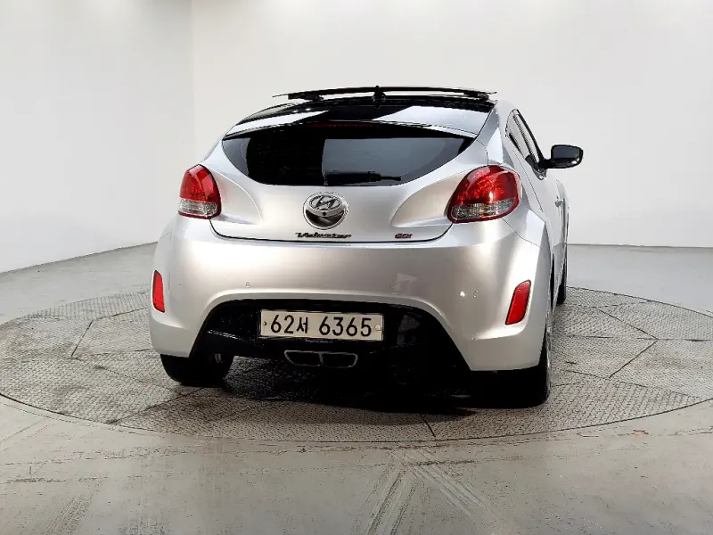 Hyundai Veloster