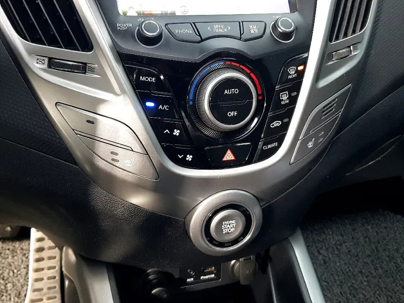 Hyundai Veloster