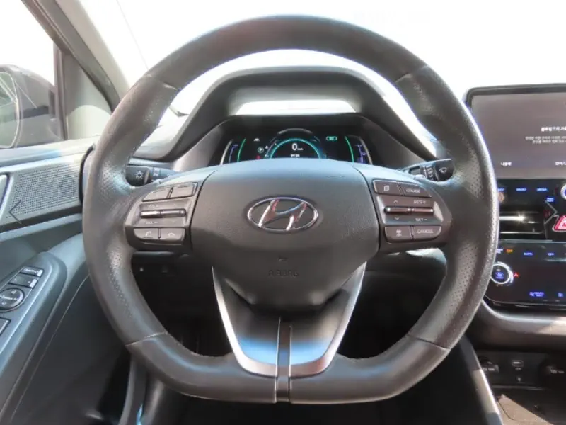 Hyundai Ioniq