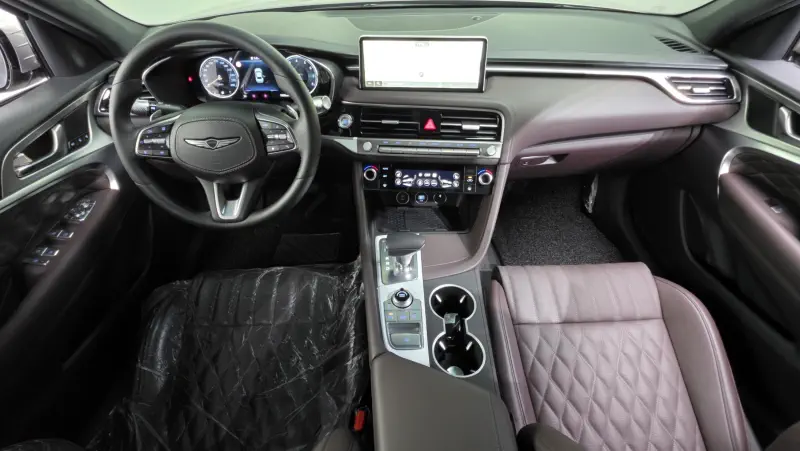 Genesis G70