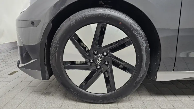 Hyundai Ioniq 6