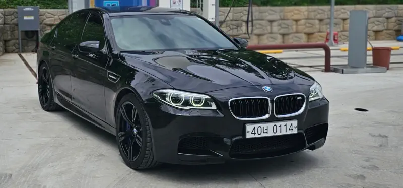 BMW M5